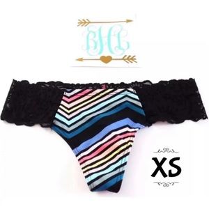 Victoria’s Secret PINK Thong Panties XS